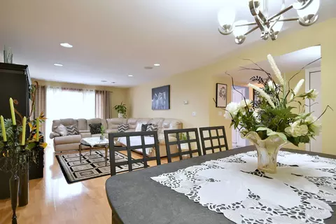 711 S River Rd #514, Des Plaines, IL 60016 photo 12