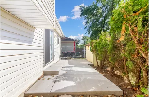 Exterior - 3420 Loverock Ln, Steger, IL 60475 photo 2 of 3