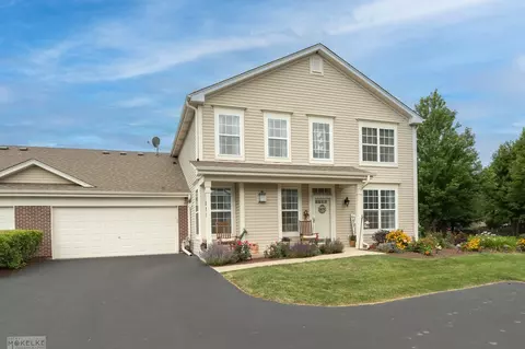 109 W Park Ave #D, Sugar Grove, IL 60554