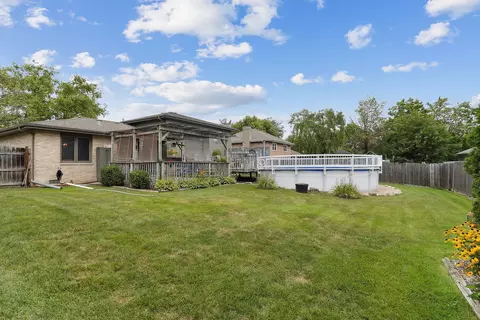 1479 Wayne Dr, Crete, IL 60417 photo 17