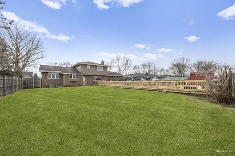 Exterior - 807 Maple Ln, Peotone, IL 60468 photo 5 of 7