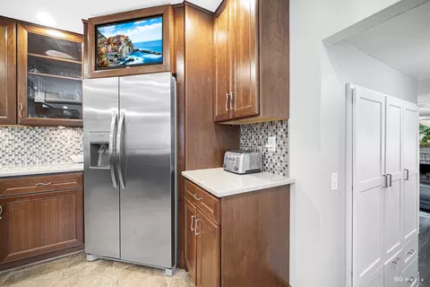 Kitchen - 807 Maple Ln, Peotone, IL 60468 photo 4 of 6