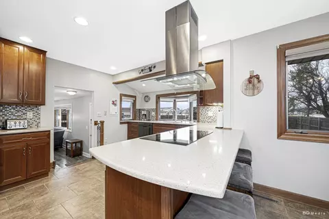 Kitchen - 807 Maple Ln, Peotone, IL 60468 photo 2 of 6