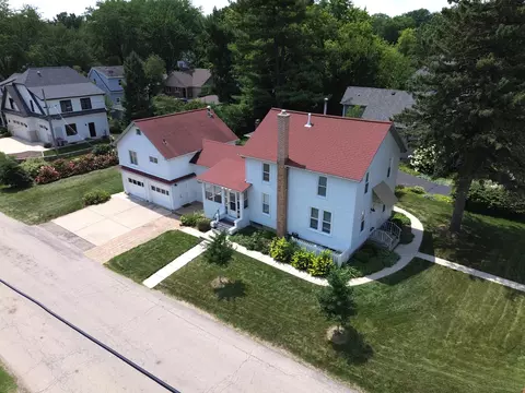 816 Fargo Blvd, Geneva, IL 60134