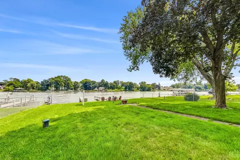 2208 Orchard Beach Rd, Mchenry, IL 60050 photo 25