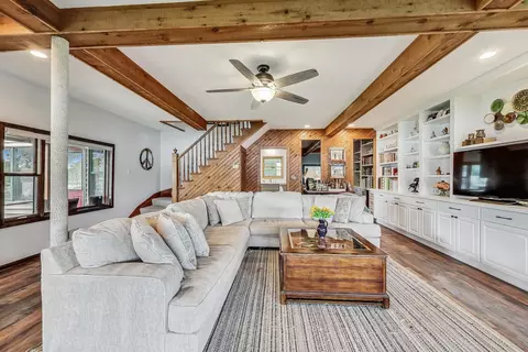 2208 Orchard Beach Rd, Mchenry, IL 60050 photo 8