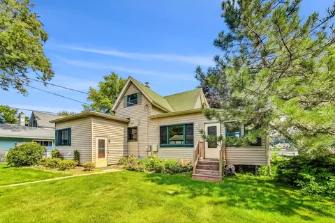 2208 Orchard Beach Rd, Mchenry, IL 60050 photo 3