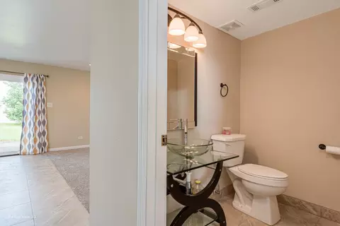 40 Red Barn Rd, Matteson, IL 60443 photo 15