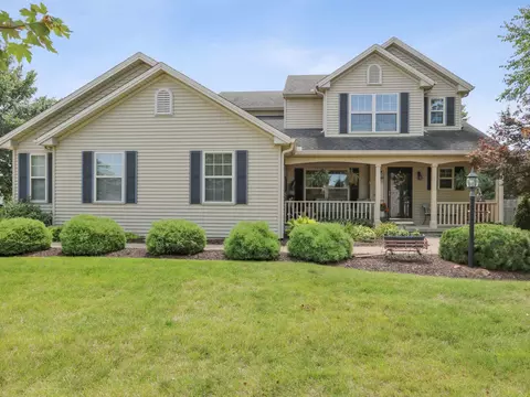 811 Switchgrass Ln, Champaign, IL 61822