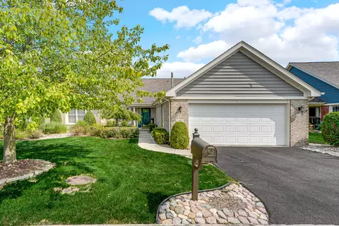 11 Wysteria Dr, Olympia Fields, IL 60461