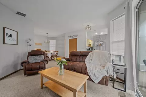 2064 Waverly Ln, Algonquin, IL 60102 photo 6