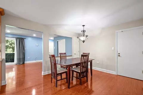 Dining - 8029 Beloit Ave #2B, Bridgeview, IL 60455 photo 2 of 3