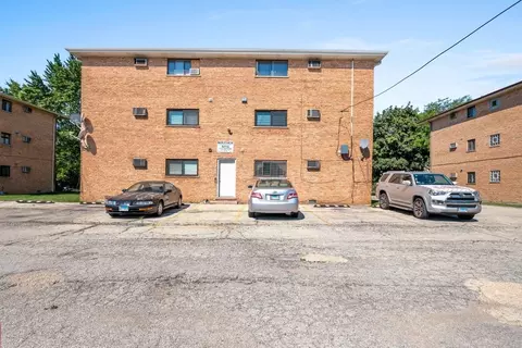 Exterior - 8029 Beloit Ave #2B, Bridgeview, IL 60455 photo 1 of 4