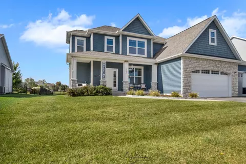 2343 Coventry Cir, Sycamore, IL 60178