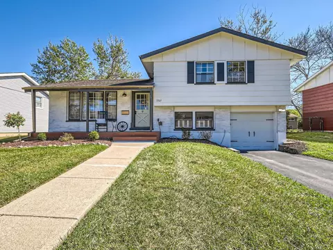 3305 Tulip Dr, Hazel Crest, IL 60429