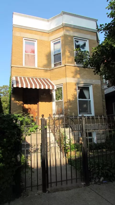 2517 N Francisco Ave, Chicago, IL 60647
