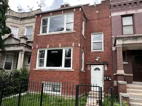 4322 W Wilcox St, Chicago, IL 60624