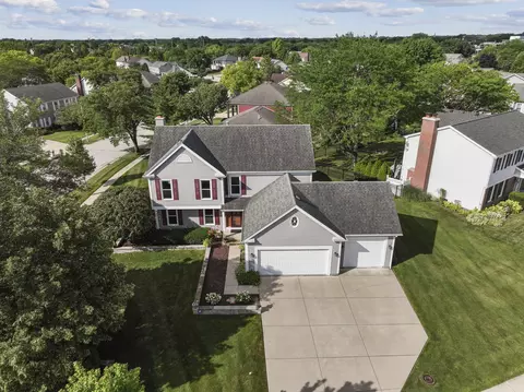 829 Plumwood Dr, Schaumburg, IL 60173