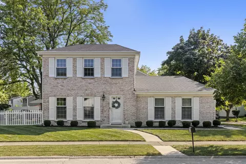 2395 Ridge Ave, Aurora, IL 60504