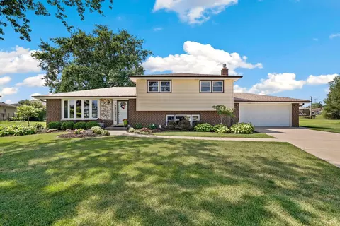 12032 Lancaster Ct, Orland Park, IL 60467