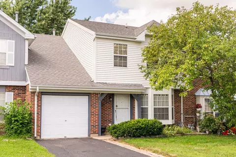 1162 Robin Dr, Carol Stream, IL 60188