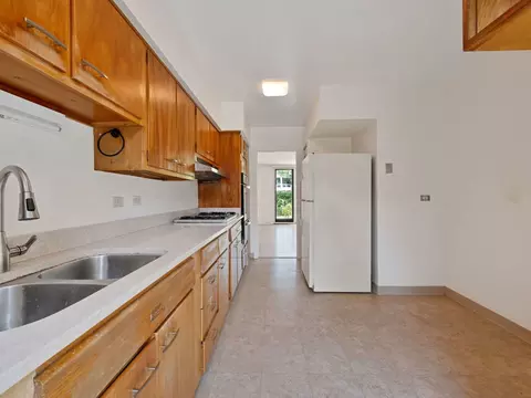 1460 E 56th St, Chicago, IL 60637 photo 5