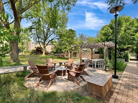 1460 E 56th St, Chicago, IL 60637 photo 15