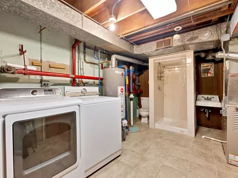1460 E 56th St, Chicago, IL 60637 photo 14