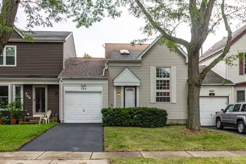 750 Lippert Ln, Glendale Heights, IL 60139
