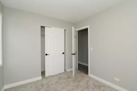 871 Prairie Ave, Bartlett, IL 60103 photo 12