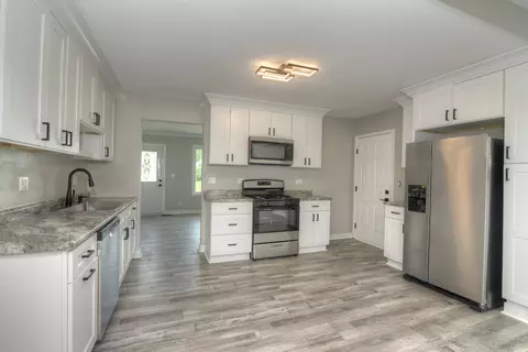 871 Prairie Ave, Bartlett, IL 60103 photo 7