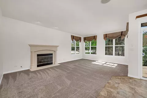 1275 York Ct, Aurora, IL 60502 photo 11