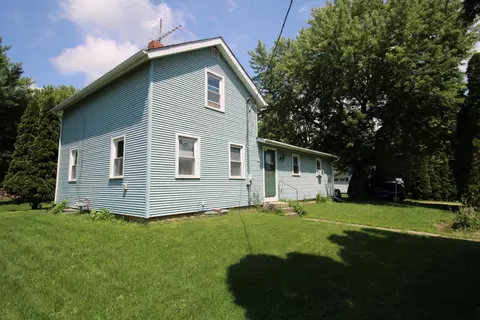 512 E South St, Durand, IL 61024 photo 3