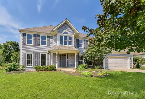 26 W150 Sandpiper Ct, Wheaton, IL 60188