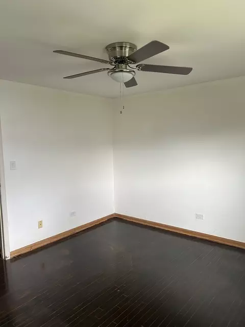 Bedroom - 9209 Bumblebee Dr #2F, Des Plaines, IL 60016 photo 2 of 3