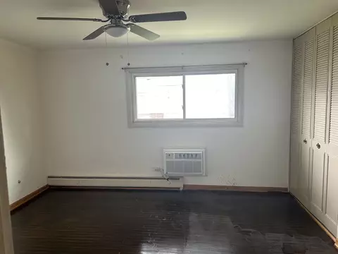 Bedroom - 9209 Bumblebee Dr #2F, Des Plaines, IL 60016 photo 1 of 3