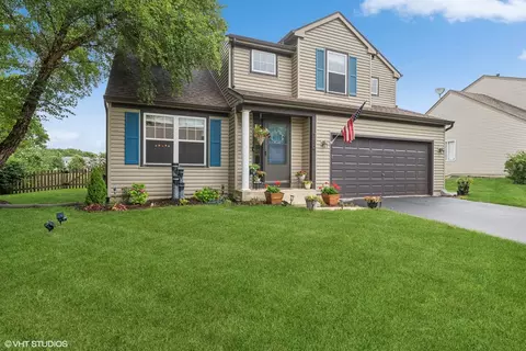 752 Sun Lake Rd, Lake Villa, IL 60046