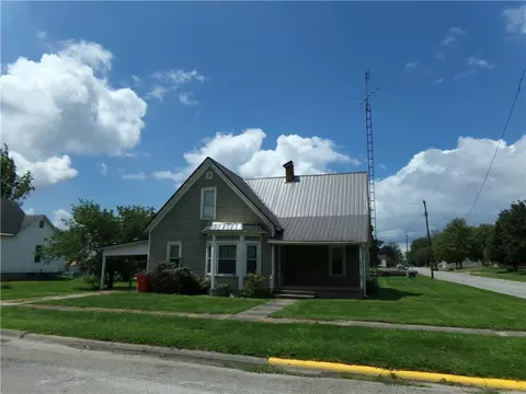 610 N Long St, Shelbyville, IL 62565