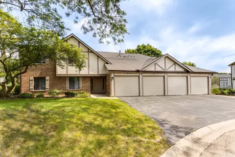 1012 E Glavin Ct #1, Palatine, IL 60074