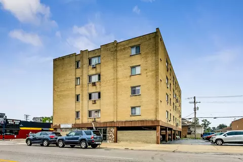 7733 W Belmont Ave #201, Elmwood Park, IL 60707