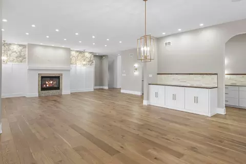 Living - 8650 W 105th Ave, Saint John, IN 46373 photo 1 of 5