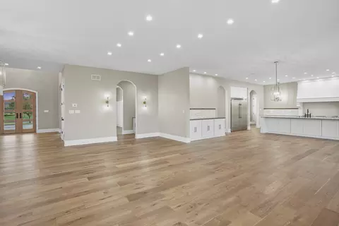 Living - 8650 W 105th Ave, Saint John, IN 46373 photo 5 of 5