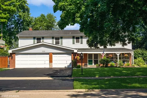 1515 Crown Ln, Glenview, IL 60025