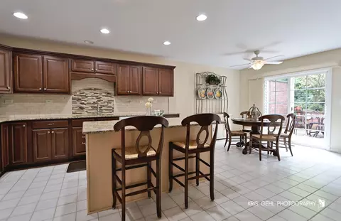 5606 Chesapeake Dr, Mchenry, IL 60050 photo 11