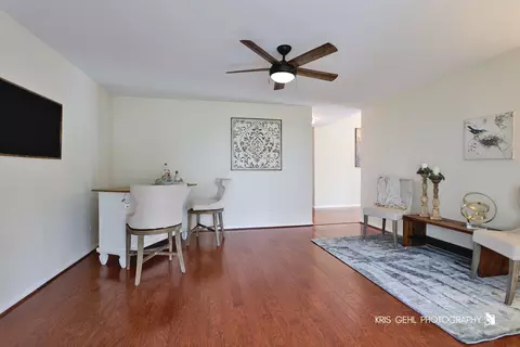 5606 Chesapeake Dr, Mchenry, IL 60050 photo 8