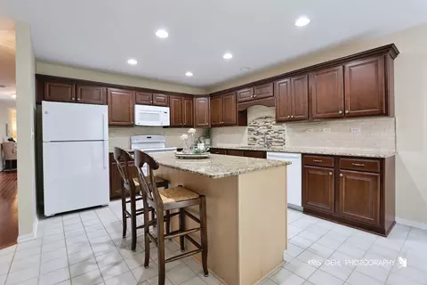 5606 Chesapeake Dr, Mchenry, IL 60050 photo 13