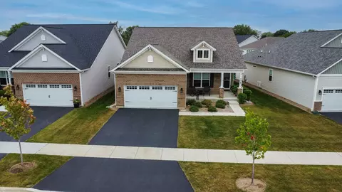 View/Area - 304 Links Dr, Addison, IL 60101 photo 2 of 6
