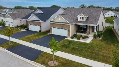 View/Area - 304 Links Dr, Addison, IL 60101 photo 3 of 6