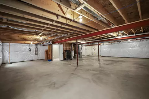 Other - 304 Links Dr, Addison, IL 60101 photo 6 of 8