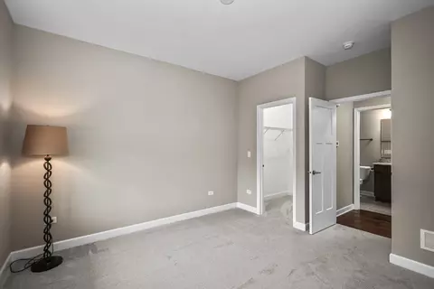 Bedroom - 304 Links Dr, Addison, IL 60101 photo 4 of 4